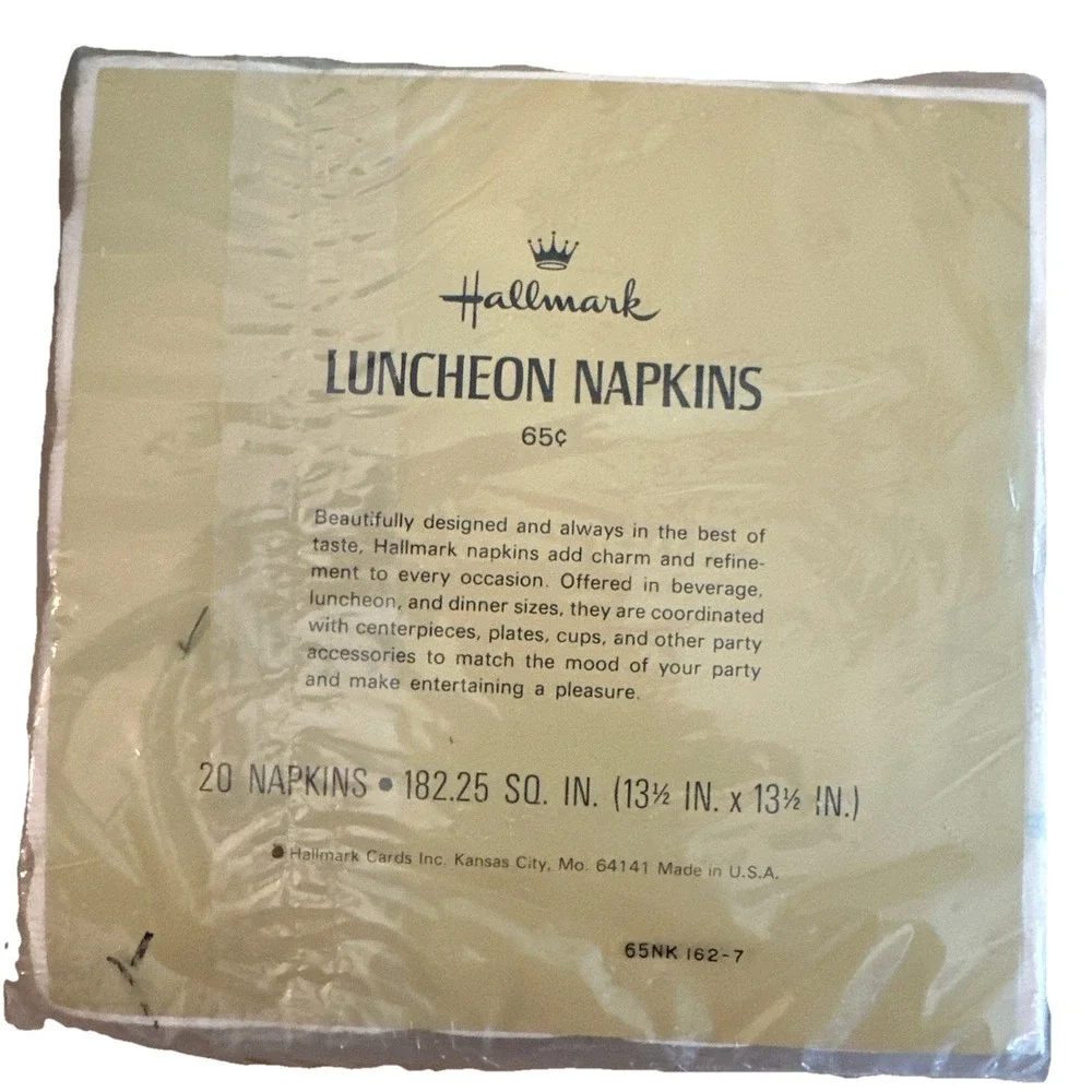 Vintage‎ Hallmark Betsey Clark Paper Luncheon Napkins, sealed pkg of 20 NOS